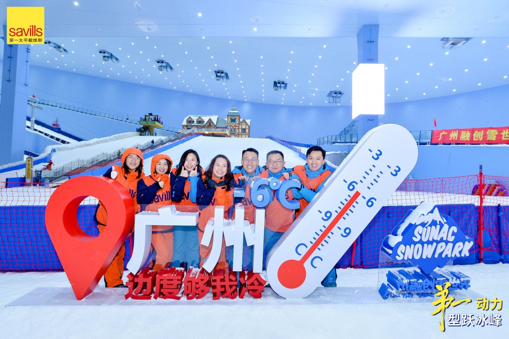 1-221024154H9562.jpg